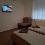 Ilona Apartmanhaz *