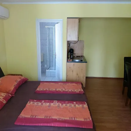 Ilona Apartmanhaz Siofok