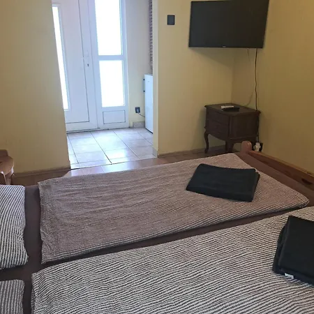 Ilona Apartmanhaz * Siófok