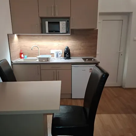 Ilona Apartmanhaz