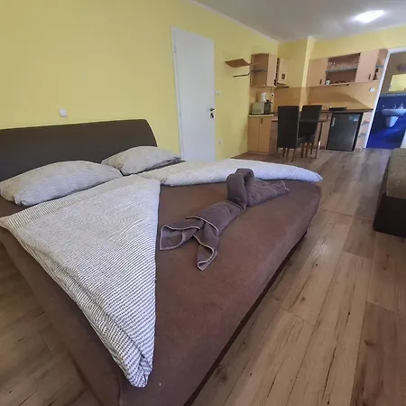 Ilona Apartmanhaz Apartament