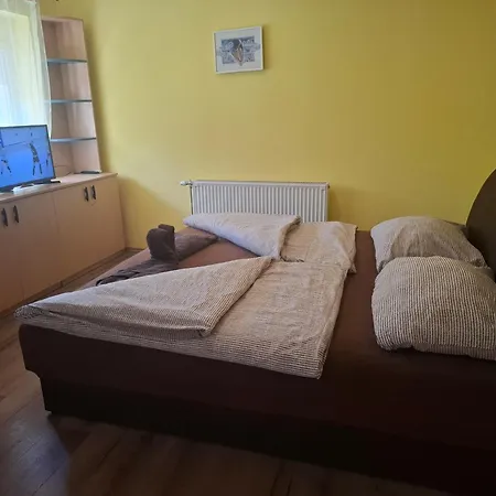 Lägenhet Ilona Apartmanhaz *