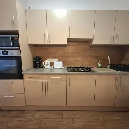Ilona Apartmanhaz Lägenhet *