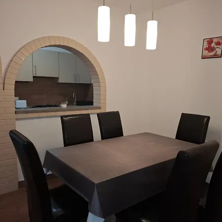 Ilona Apartmanhaz * Siofok