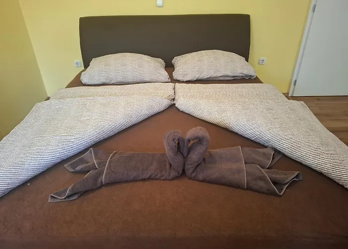Ilona Apartmanhaz Lejlighed Siófok