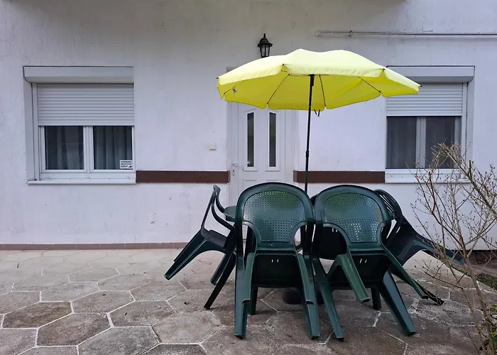 Ilona Apartmanhaz Lejlighed Siófok