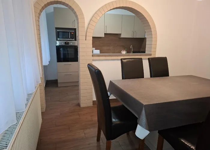 Ilona Apartmanhaz Lägenhet
